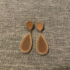 Women’s costume jewelry- earrings